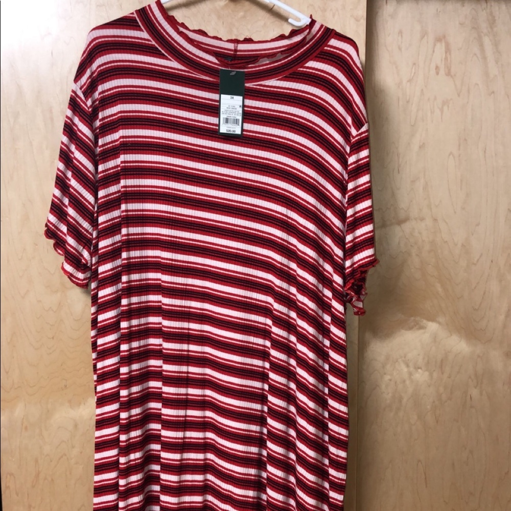 BRAND NEW T-SHIRT DRESS